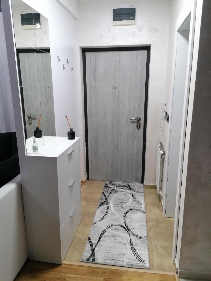 Nenadovic Apartman Obrenovac  Dış mekan fotoğraf