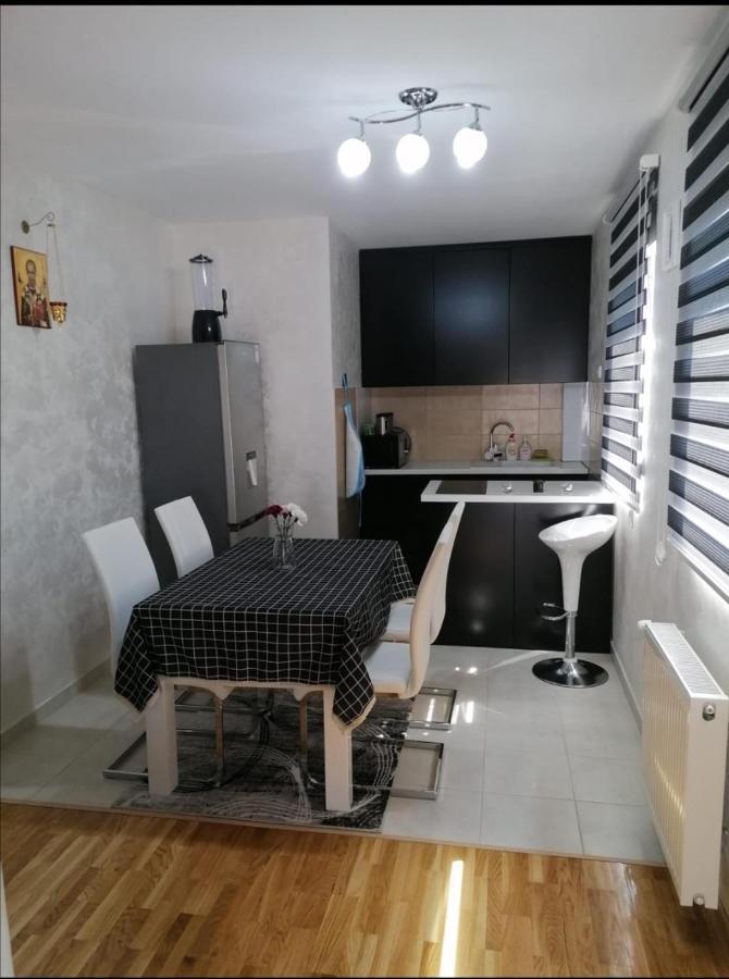 Nenadovic Apartman Obrenovac  Dış mekan fotoğraf