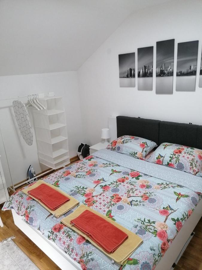 Nenadovic Apartman Obrenovac  Dış mekan fotoğraf